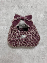 画像をギャラリービューアに読み込む, triangle denim fringe ribbon bag medium / red｜GONGON.crochet（ゴンゴンクロシェ）
