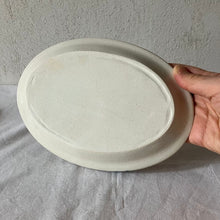 画像をギャラリービューアに読み込む, ワイングラスでカンパイオーバル皿｜とうげい hanaga（トウゲイ　ハナガ）
