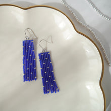 画像をギャラリービューアに読み込む, ドット柄のビーズフリンジピアス／イヤリング｜Ahki Beadwork（アーキービーズワーク）
