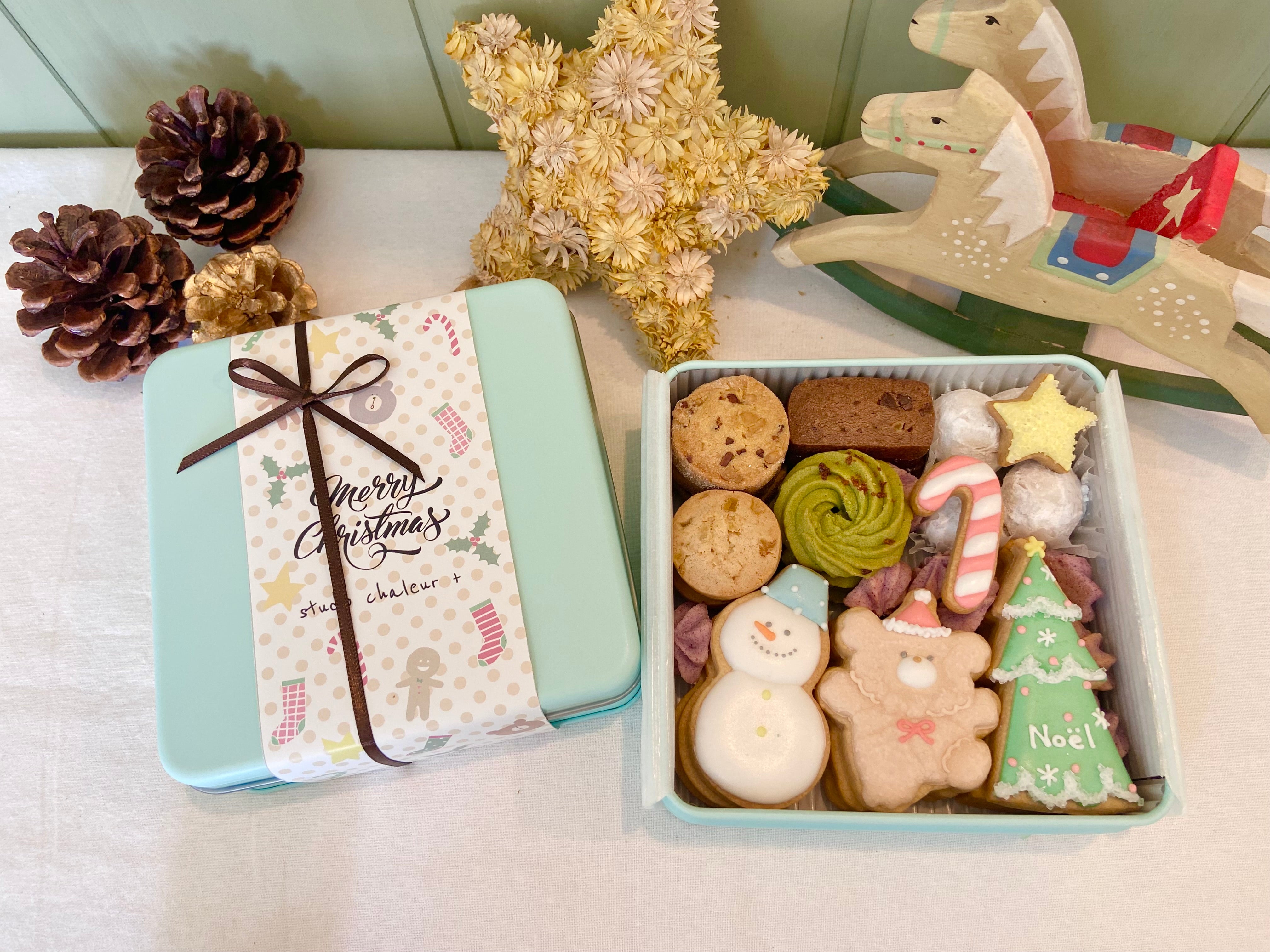 クリスマス缶（くま）｜studio chaleur +（スタジオシャルール）