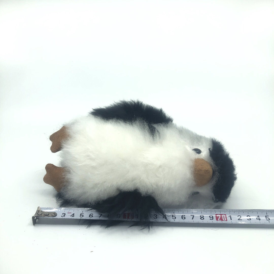 ベビーアルパカの天然皮革 ペンギン ぬいぐるみ｜ペルー職人手仕事