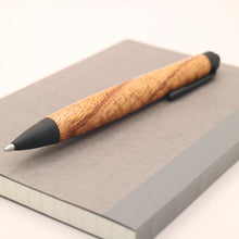 画像をギャラリービューアに読み込む, センダン 木軸 ボールペン｜Wood Time Factory（ウッドタイムファクトリー）
