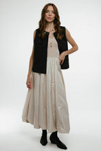 画像をギャラリービューアに読み込む, 刺繍入りベスト　｜Ukrainian Embroidery Wear ”Mavka”（ウクライナシシュウノアパレル　マウカ）
