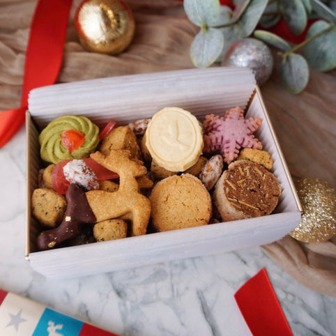 online sweets shop The Kanon クリスマスクッキー缶｜online sweets shop The Kanon（オンラインスイーツショップ　ザ　カノン）