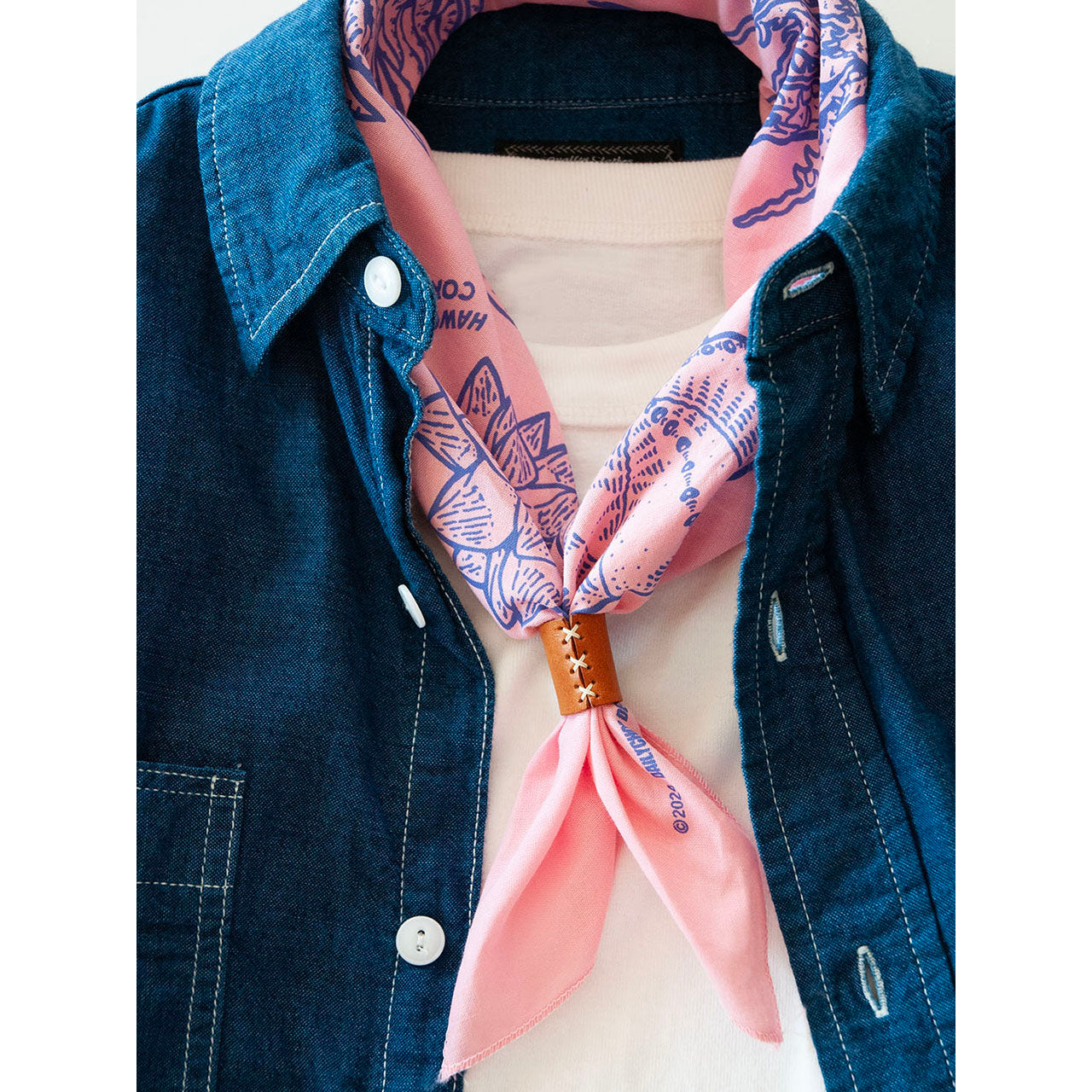 【CHOOSEBASE SHIBUYA　別注カラー】バンダナ０３　ライトピンク｜DAILYCHOP DESIGN STORE（デイリーチョップデザインストア）