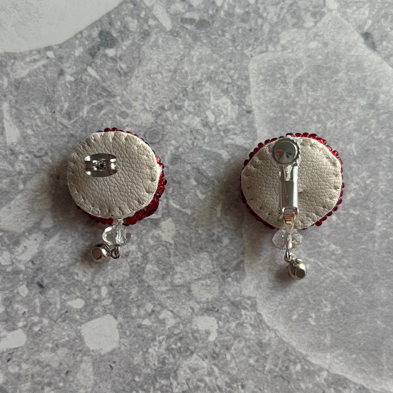 anemone》ビーズ刺繍 ピアスorイヤリング（ニッケルフリー）｜mizuki