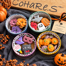 画像をギャラリービューアに読み込む, ハロウィンクッキー開けた瞬間、かわいすぎる。Halloweenクッキー缶 4缶BOX｜CoHaRe.S（コハレエス）
