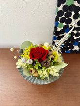 画像をギャラリービューアに読み込む, アンティーク器のアレンジ｜ふぁん natural  florist（ファン　ナチュラル　フローリスト）

