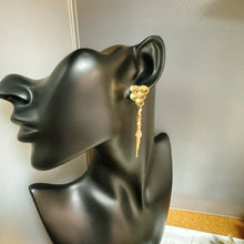 画像をギャラリービューアに読み込む, インカローズピアス｜TIROL（チロル）
