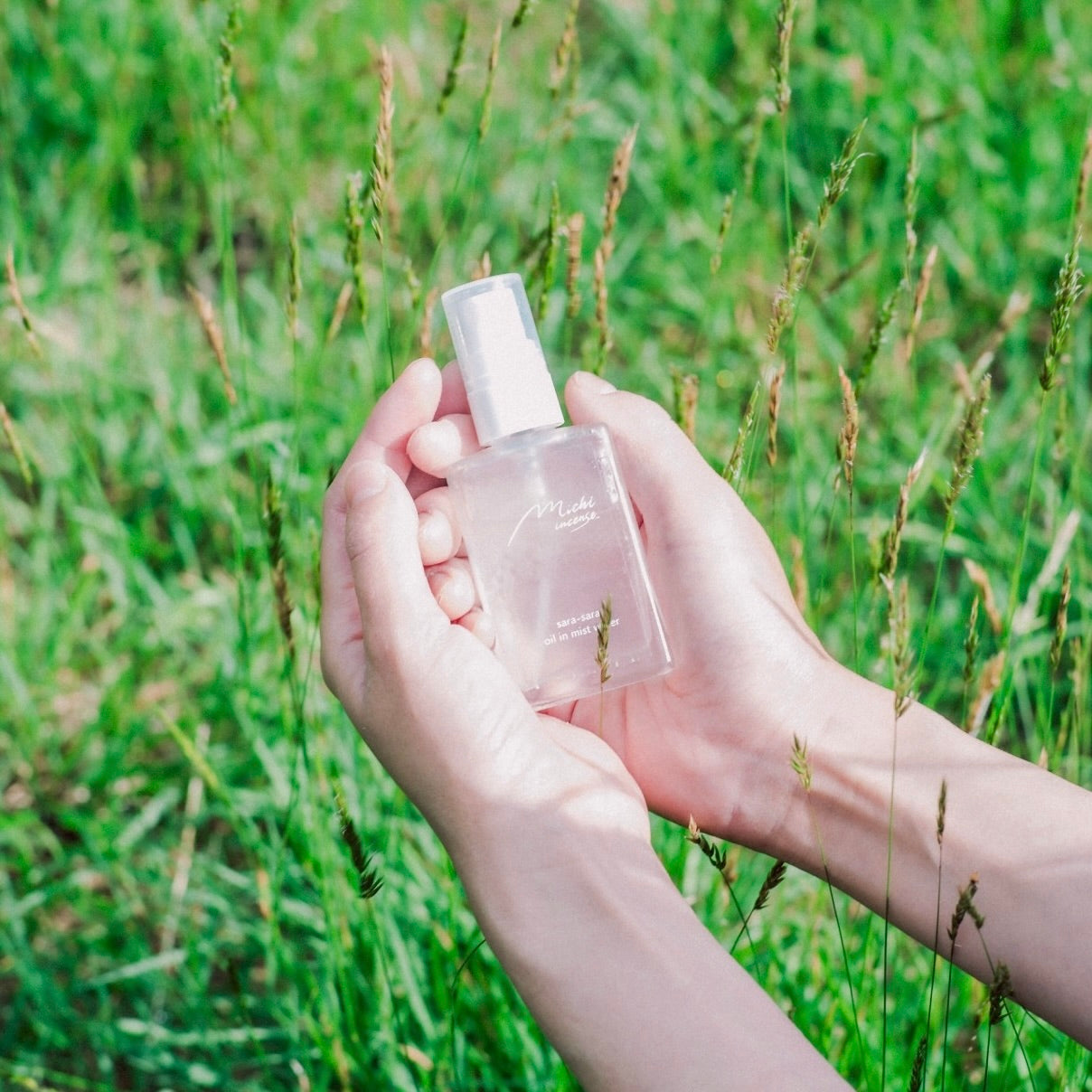 sara-sara oil in mist water 30ml｜michi incense..（ミチインセンス）