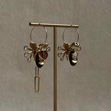 画像をギャラリービューアに読み込む, 【ピアス】知性と優雅さを纏うカメオとブラウンハートのアシンメトリー2WAYピアス｜ERIKOART（エリコアート）
