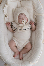 画像をギャラリービューアに読み込む, 【Milky cream】 -Ruffly cotton rompers｜Bébémoose （ベベムース）
