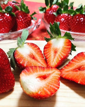 画像をギャラリービューアに読み込む, 苺ショコラ（真紅の美鈴）ホワイト｜バルスタック
