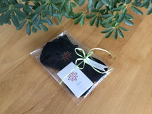 画像をギャラリービューアに読み込む, ウクライナ刺繍入り和紙糸靴下｜Ukrainian Embroidery Wear ”Mavka”（ウクライナシシュウノアパレル　マウカ）
