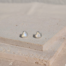 画像をギャラリービューアに読み込む, Rainbow moon heart pierce｜MARIA JEWELRY（マリアジュエリー）
