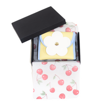 画像をギャラリービューアに読み込む, Mini Wallet<Leather Flower> ｜Cherry on top（チェリーオントップ）
