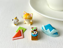 画像をギャラリービューアに読み込む, カブト大きめ猫さん｜手ノヒラ堂（テノヒラドウ）
