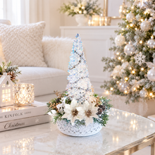 画像をギャラリービューアに読み込む, 煌めくホワイトクリスマスツリーとホワイトポインセチアのクリスマスアレンジメント（アーティフィシャルフラワー・造花）｜bouquet de muguet（ブーケ　ドゥ　ミュゲ）
