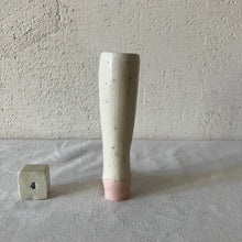 画像をギャラリービューアに読み込む, ハイヒールの一輪挿し｜とうげい hanaga（トウゲイ　ハナガ）
