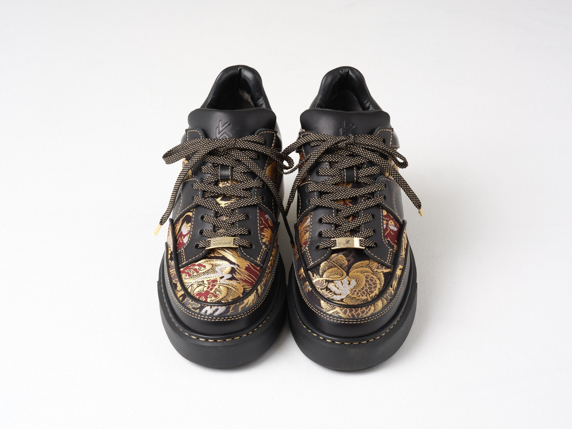 西陣織×本革スニーカー 渦巻龍文様｜KAVKIMONO（カブキモノ