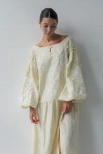 画像をギャラリービューアに読み込む, 刺繡入りワンピース｜Ukrainian Embroidery Wear ”Mavka”（ウクライナシシュウノアパレル　マウカ）
