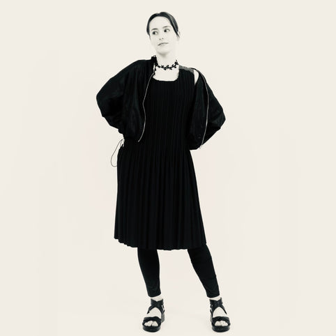 MONCOEUR T-Prati 5　ブラック × 肩配色 Red　2Way Pratique Dress