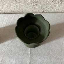 画像をギャラリービューアに読み込む, 陶器のプリン印鑑入れ｜とうげい hanaga（トウゲイ　ハナガ）
