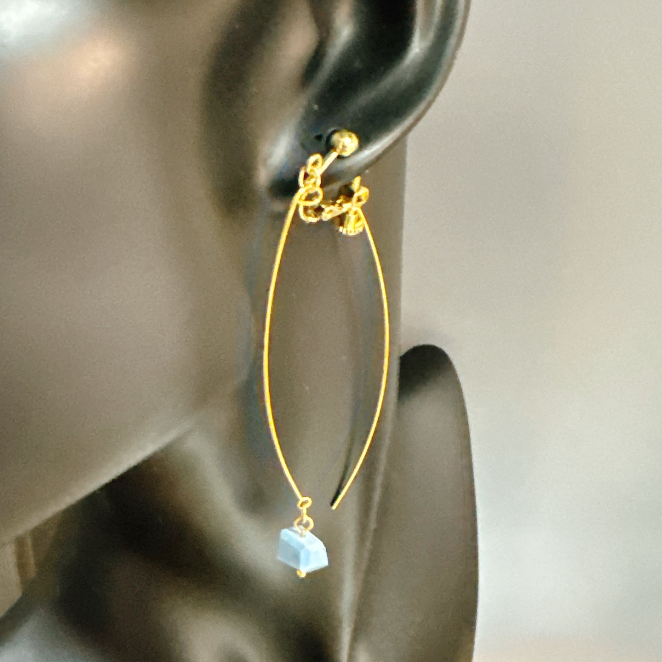 ブルーオパールイヤリング｜TIROL（チロル）