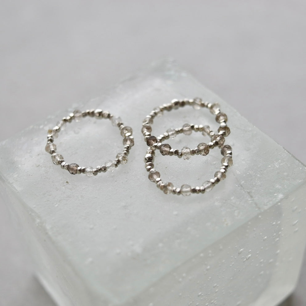 新作◇クォーツとカレンシルバーのリズミカルリング｜YEAH.JAPAN（イエアジャパン）