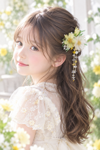 画像をギャラリービューアに読み込む, 透ける黄色秋桜と天然石・クリスタルの髪飾り｜ハピネスウェーブ
