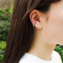 画像をギャラリービューアに読み込む, Gemstone 2way ear cuff(サファイア／淡水パール)｜if(innocent freedom)（イフ　イノセントフリーダム）
