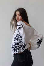 画像をギャラリービューアに読み込む, 刺繍ブラウス（ヴィシヴァンカ）｜Ukrainian Embroidery Wear ”Mavka”（ウクライナシシュウノアパレル　マウカ）
