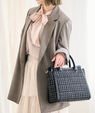 画像をギャラリービューアに読み込む, ツイードフラップバッグ（Black）｜MARSLY（マーズリー）
