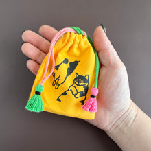 画像をギャラリービューアに読み込む, 花畑でお昼寝するねこたちの首飾り （ミミ・ぐり）｜maltamarie（マルタマリエ）
