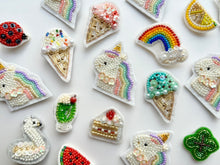 画像をギャラリービューアに読み込む, ブローチ【ユニコーン】｜tsubutsubu design.（ツブツブデザイン）
