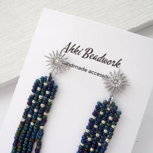 画像をギャラリービューアに読み込む, ミッドナイトブルー　夜空の一番星　揺れるロングビーズフリンジピアス　【シルバー925　ピアスポスト】　｜Ahki Beadwork（アーキービーズワーク）
