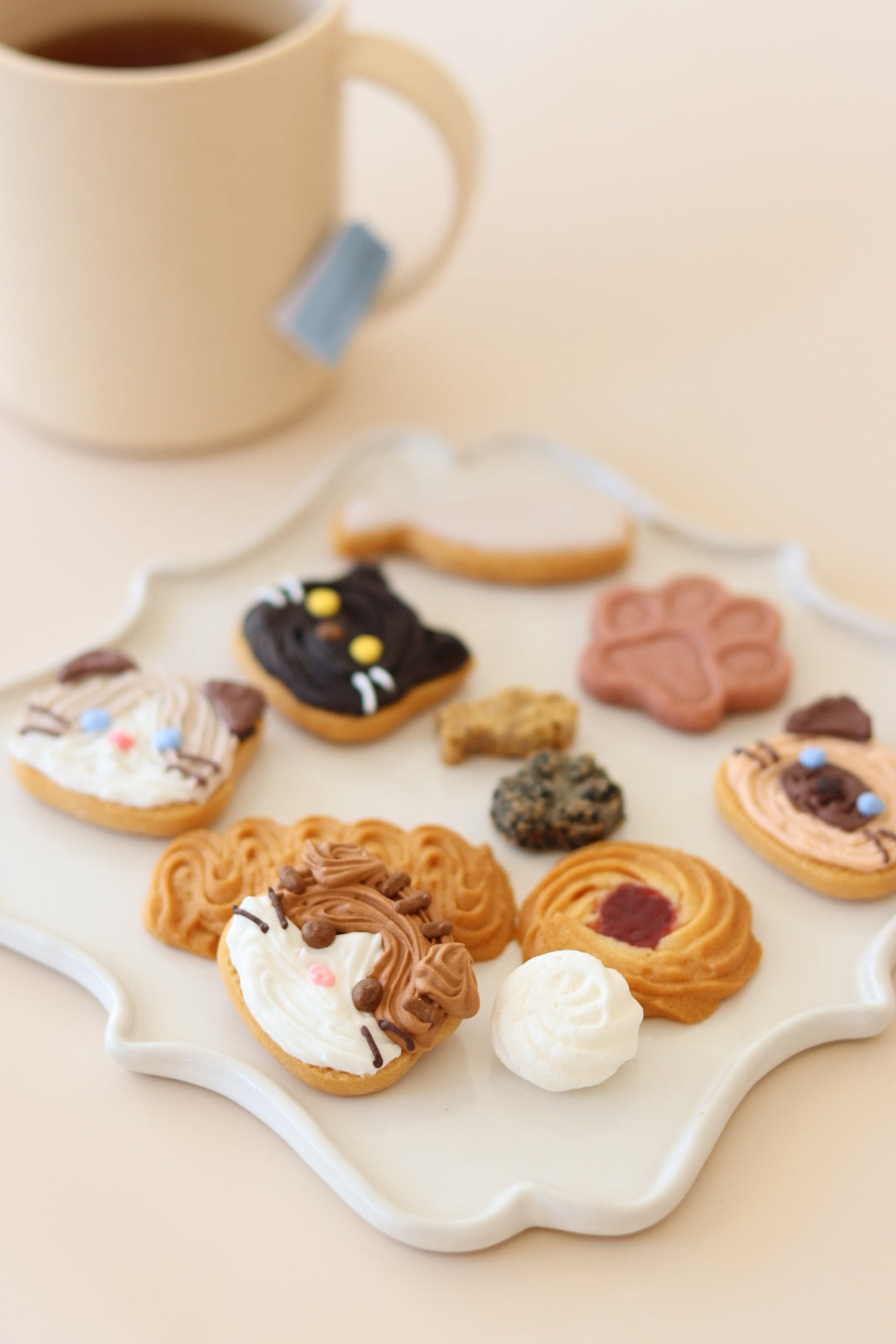にゃんにゃんクッキー缶｜prunelle（プリュネル） – CHOOSEBASE SHIBUYA