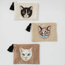 画像をギャラリービューアに読み込む, キャット刺繍フラットポーチ 17×13cm｜猫とイチオクノホシ（ネコトイチオクノホシ）
