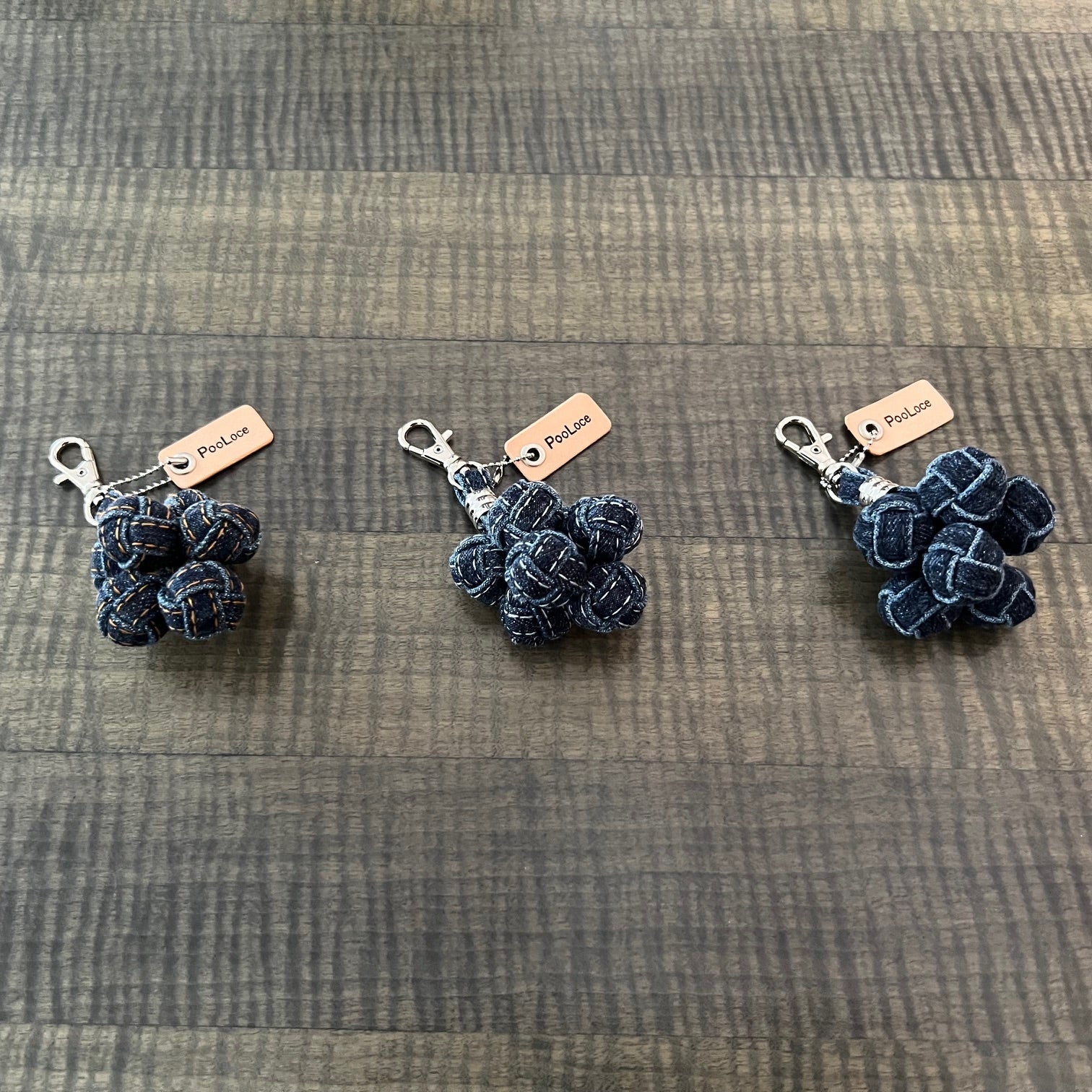 デニムキーホルダー＝葡萄denim＝｜PooLoce（プルス） – CHOOSEBASE