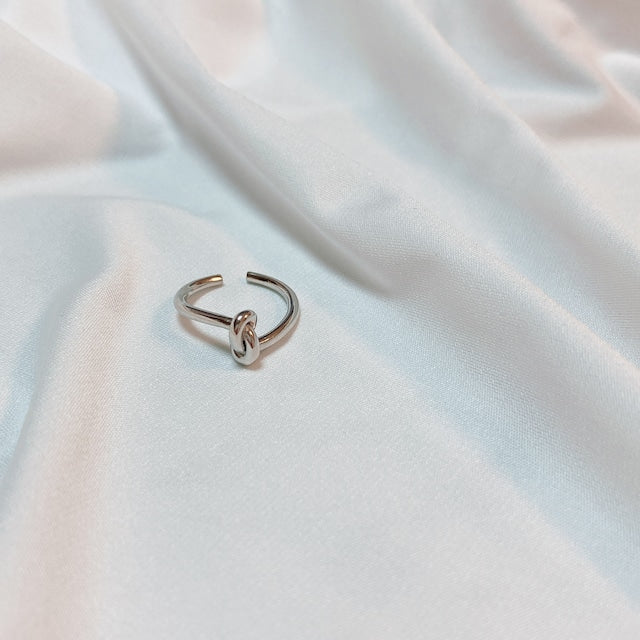Knot / Silver925 Ring｜Le petit jour（ルプティジュール ）