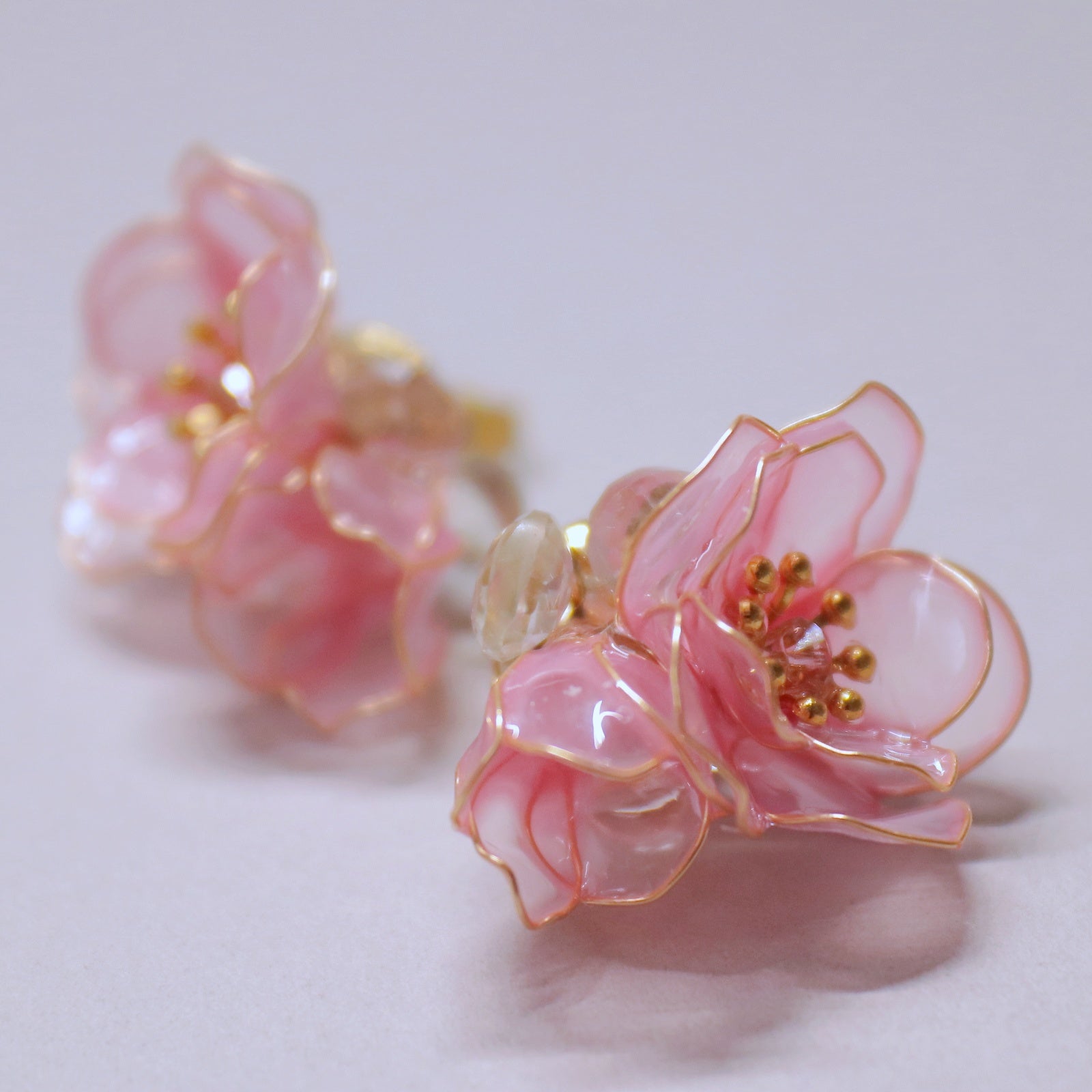 梅とグリーンアメシストのピアス（イヤリング）｜s.o.f.i. （ソフィー