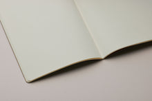 画像をギャラリービューアに読み込む, Linen Notebook / Natural White｜ANTORA（アントラ）
