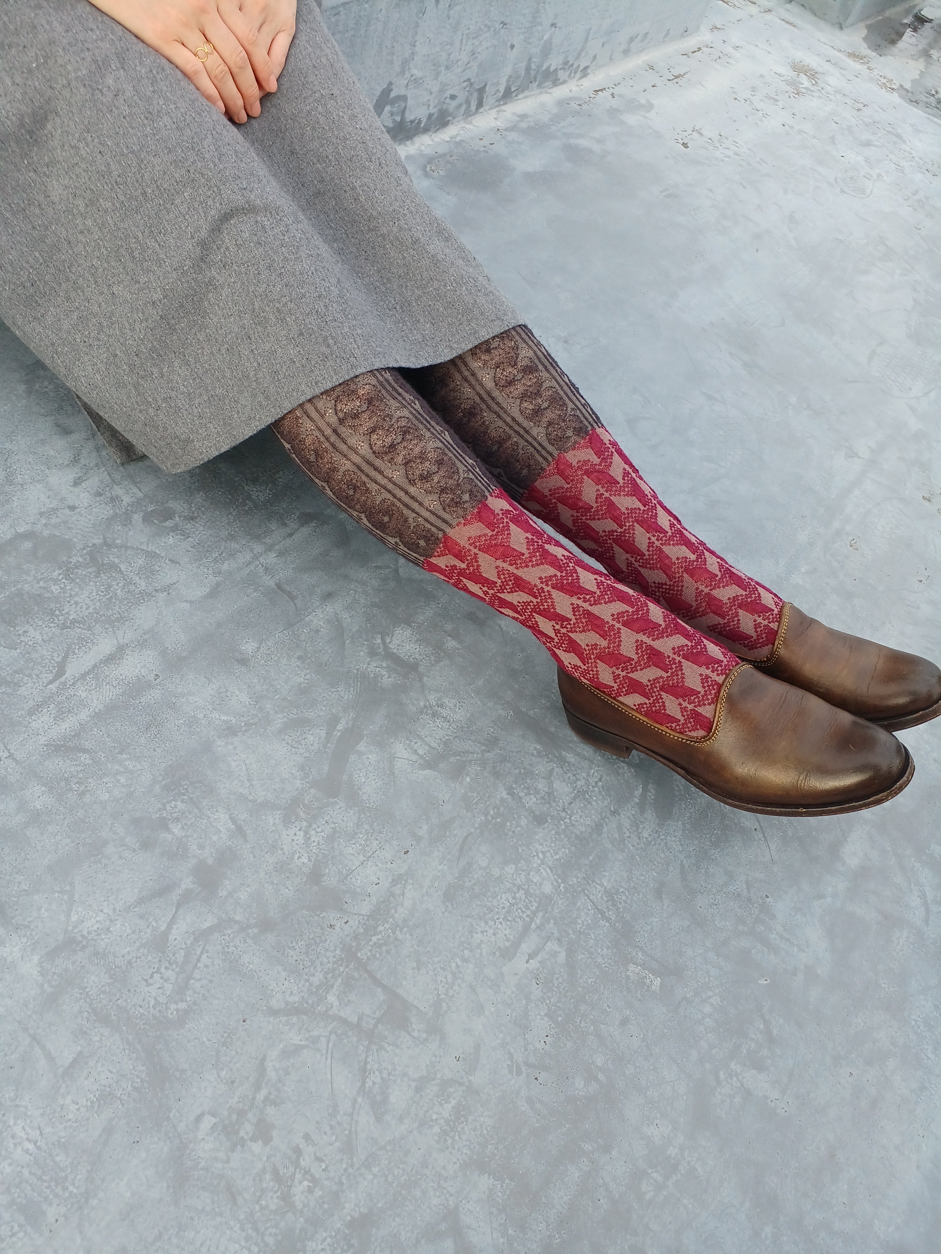 タイツのように履けるHigh socks (ツートンセーター柄)｜petit pas（プティパ）
