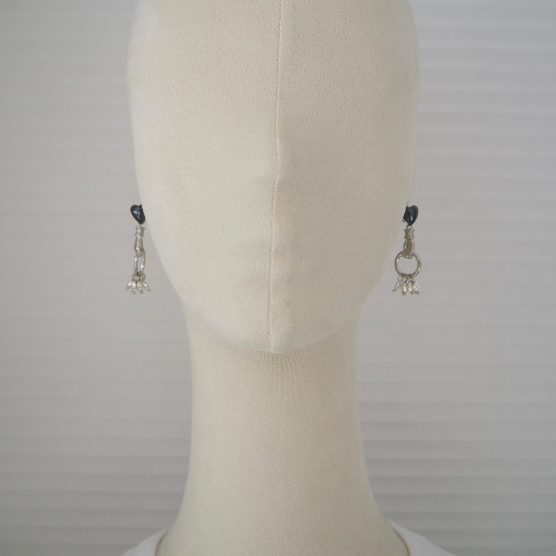 ハンドメイドピアス2073 ラピスラズリピアスNO25-2073の通販 by 夢の輝き｜ラクマ