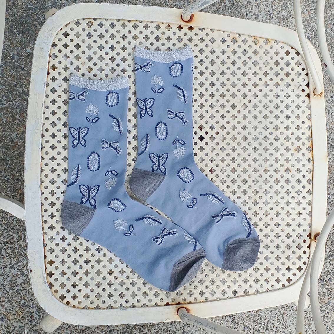 しなやかなレーヨン糸のチャーム柄 socks｜petit pas（プティパ）