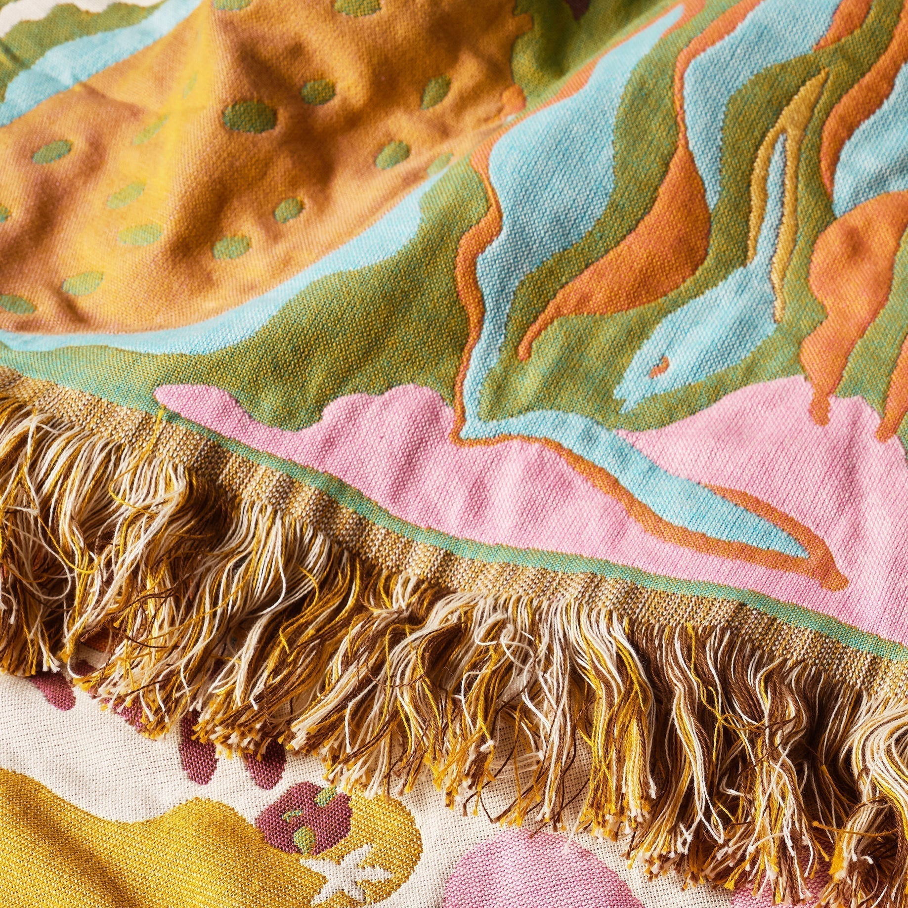 京アニ　ブランケット レイクアルスター洗えるブランケット｜くらしと生協