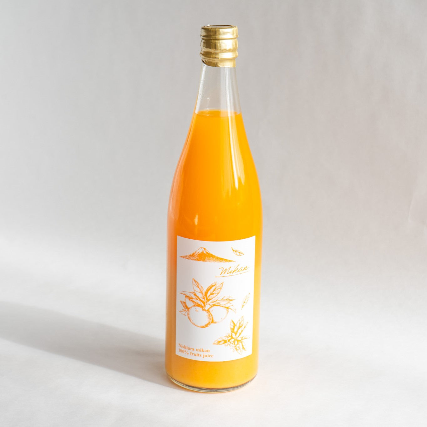 西浦みかん果汁100％ジュース｜Mikan de Nishiura（ミカンドゥニシウラ）