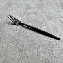 画像をギャラリービューアに読み込む, Cutlery Dessert Fork｜Rim（リム）
