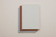 画像をギャラリービューアに読み込む, Linen Notebook 3冊セットC (Natural White / Brown / Light Gray)｜ANTORA（アントラ）
