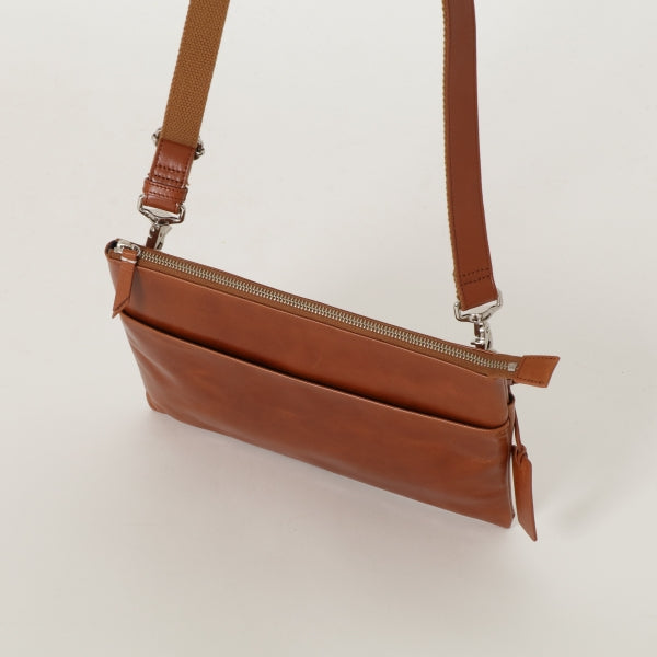 新入荷 トラベルシリーズ】オイルレザーサコッシュバッグ｜leather  